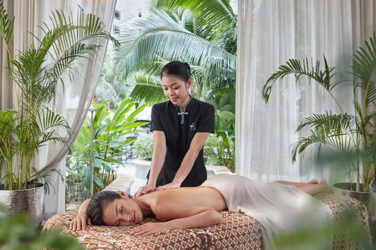 spa in Noida sector 18